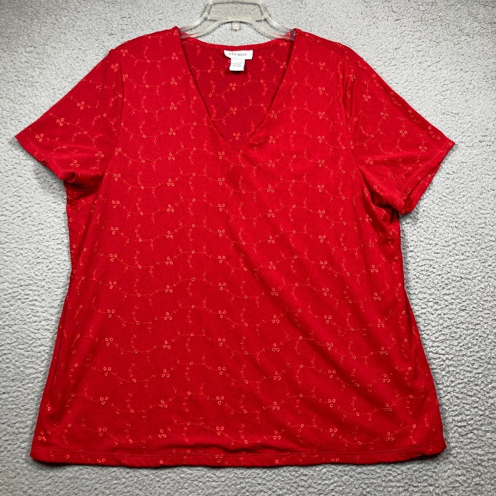 Avenue Top Women's Plus 28/20 Red Stretch Eyelet Short Sleeve V Neck Cottagecore